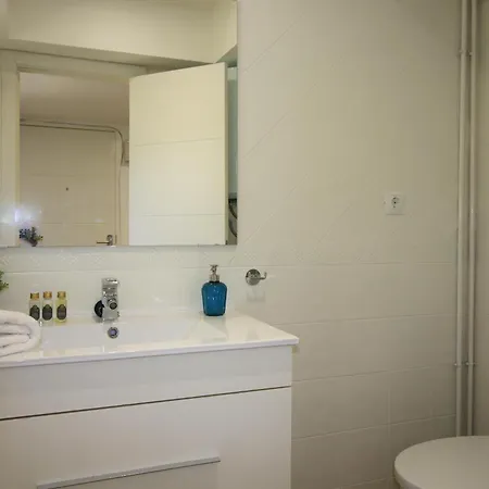 Apartamento Con Las Mejores Vistas Al Mar Y Jardines Privados, Perfecto Para 4 Personas Estepona