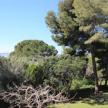Apartamento Con Las Mejores Vistas Al Mar Y Jardines Privados, Perfecto Para 4 Personas * Estepona